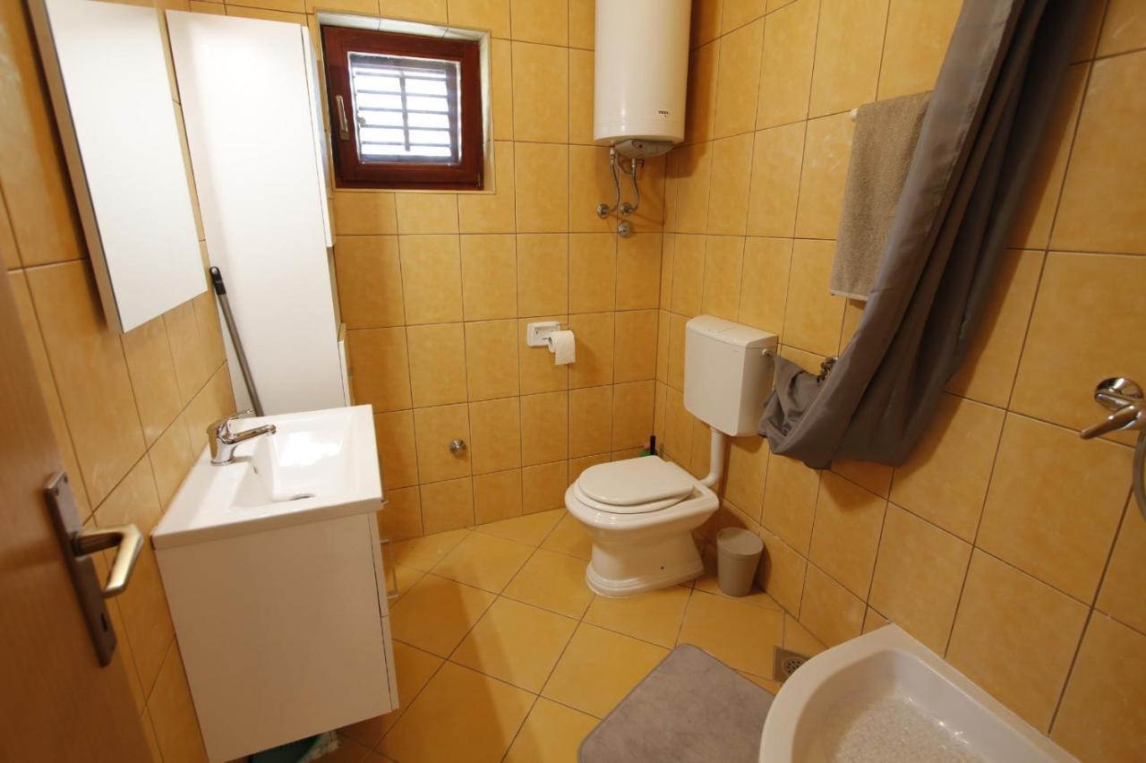 Apartmani Nika Bibinje Zewnętrze zdjęcie
